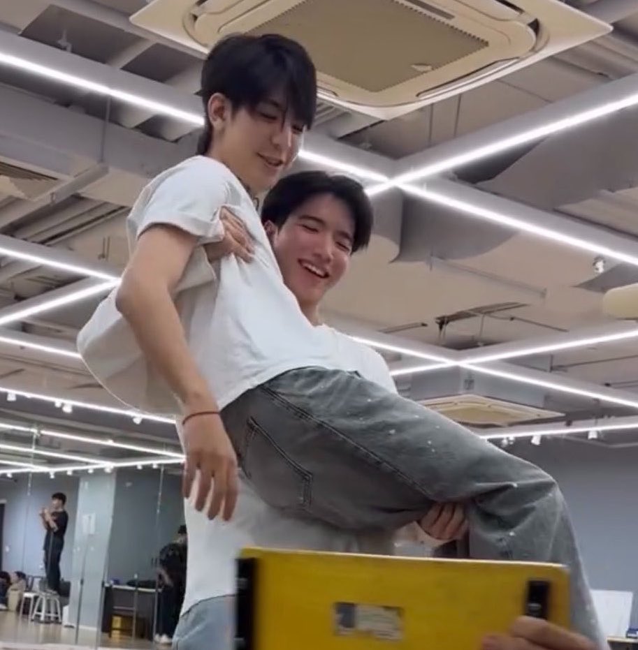 toria; 𝗐𝟣𝟢𝟣 tweet media