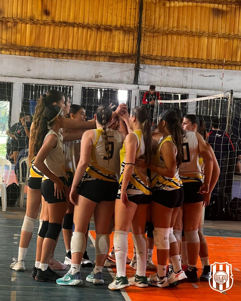 Olimpo_Oficial's tweet image. #𝗩𝗼𝗹𝗲𝘆 🏐 | 𝐋𝐈𝐆𝐀 𝐏𝐑𝐎𝐕𝐈𝐍𝐂𝐈𝐀𝐋 𝐒𝐔𝐁𝟏𝟖

🔙 El pasado fin de semana comenzó la LIPROBO Sub18 en las ramas femenina y masculina.

Las chicas jugaron en Azul mientras que los chicos en Junín.