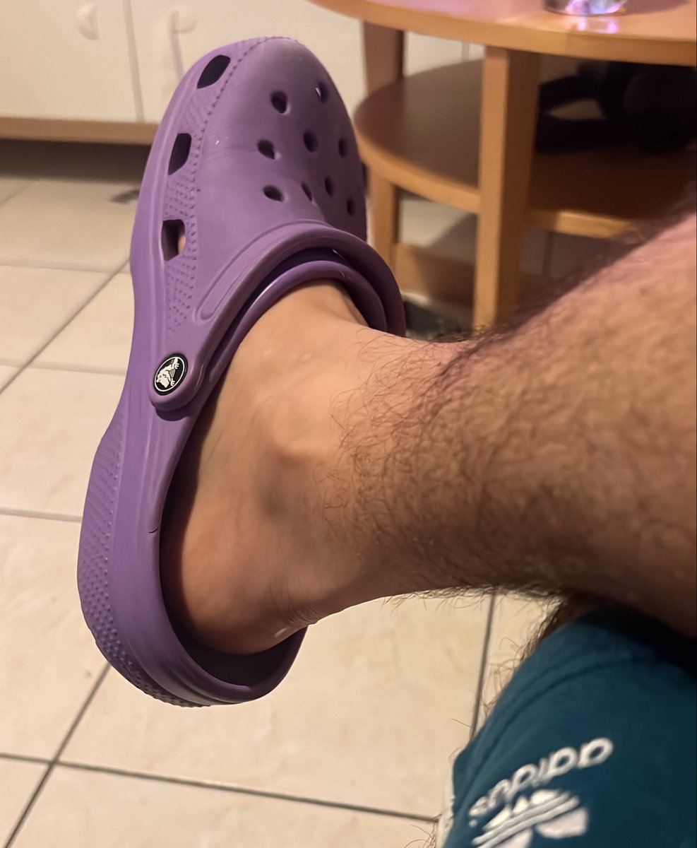 Μογλης tweet media