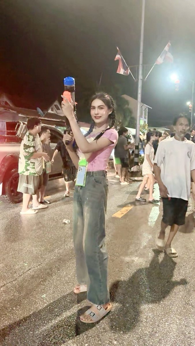 Wan Rayong tweet media