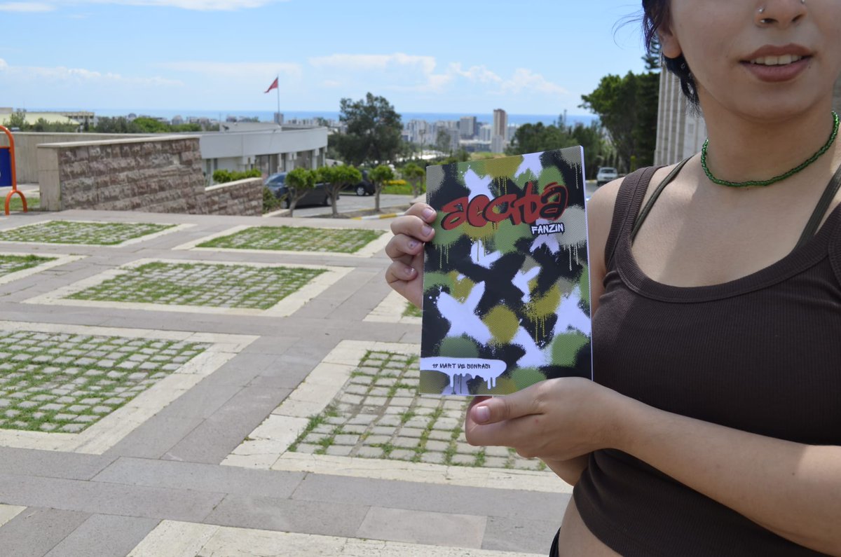 acabaFanzin tweet media