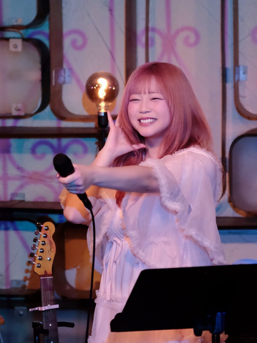 usa_miharu_'s tweet photo. Spring🌸みはるーむ2026

緊張しすぎてライブ始まる直前に
ギター挑戦してる事も
作曲した曲披露するのも
後���タイムになったりしてたんだけど😭

暖かいみんなのおかげで
本当楽しい時間になりました。
いつも挑戦させてくれてありがとう✧
楽しかった~‼︎ありがとね🫶🏻

photo byマネージャーえび©️ https://t.co/QngFtQZX1I