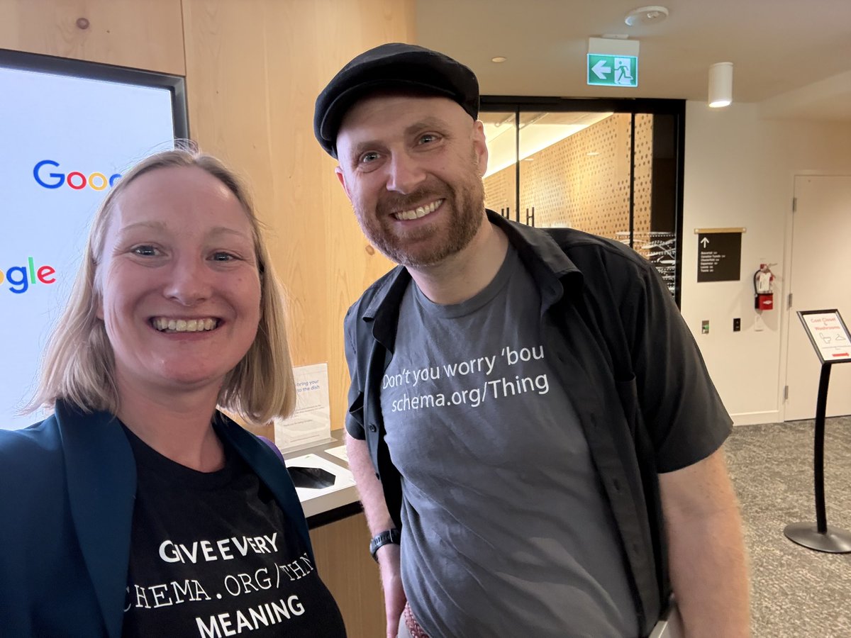 marthavanberkel's tweet image. Schema tshirt anybody? Thanks @rrlevering for being such a great schema markup advocate! #SEO #GEO @schemaapptool