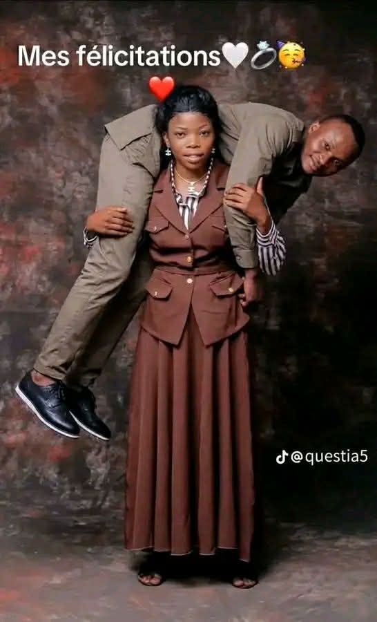 ᗩᗩᖇOᑎ GᖇᗩᑕE ⚡ tweet media