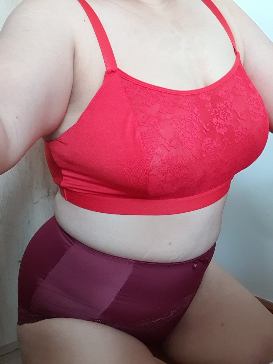 ฮิฮิ หมีสีชมพู😉 tweet media