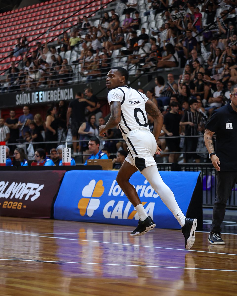 corinthiansbskt's tweet photo. 2️⃣1️⃣ pontos para Davaunta Thomas. Cestinha da partida! 

📸 Beto Miller / Corinthians

#CorinthiansBasquete
#VaiCorinthians https://t.co/4TU0lCOXWW