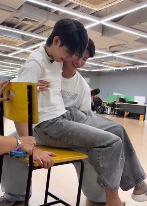 iu c date ໒ྀིft.ยอมมะ tweet media