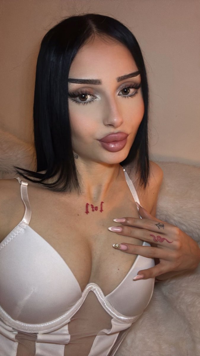 Mersedes 🖤 tweet media