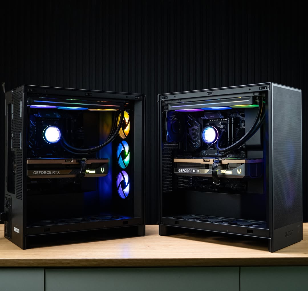 ZOTAC_USA's tweet image. Your secret weapon 🕵️‍♂️⚔️ that lets your work and play at your best🏆💪, ZOTAC GAMING GeForce RTX 5090 SOLID OC.🚀⚡

📷 IG: emarque.co

#RTX5090 #RTX50 #SOLID #OC #GamingPC #PCBuild #Tech #GPU #PCHardware #PCComponents