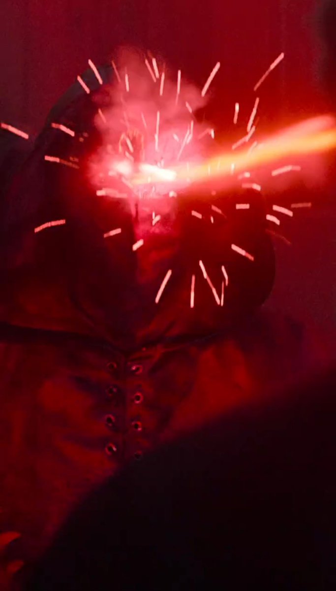 FutureBoyWho2's tweet image. Kano Just Is That Guy Who Ain’t Scared To Fuck With Anyone Unless they are wearing a big helmet with glowing eyes &amp;amp; standing 8ft tall 🤣🤣🤣 Gotta love him can tell his gonna shine so much again in this movie #MortalKombat #MortalKombat2 #MortalKombatMovie