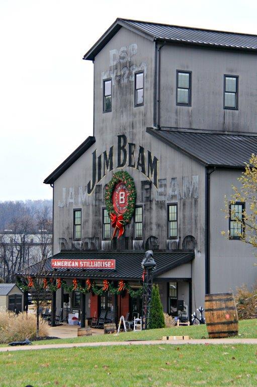 CompassandFork's tweet image. What you Need to Know Visiting Kentucky Bourbon Distilleries @JimBeam bit.ly/2q9l1u7 #whiskey #bourbon #LouisvilleLove.#travel