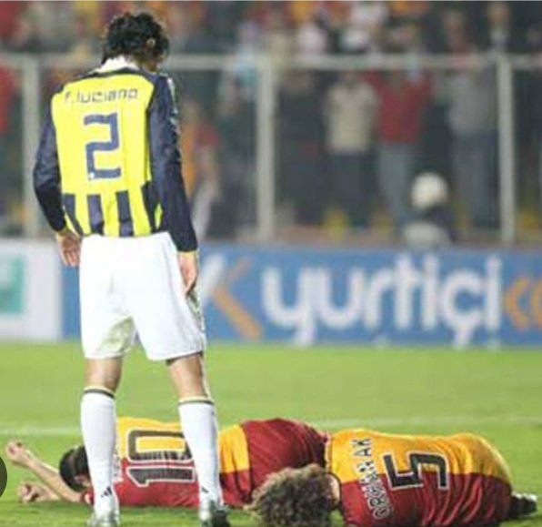 1 💛FB 💙 taraftarı tweet media
