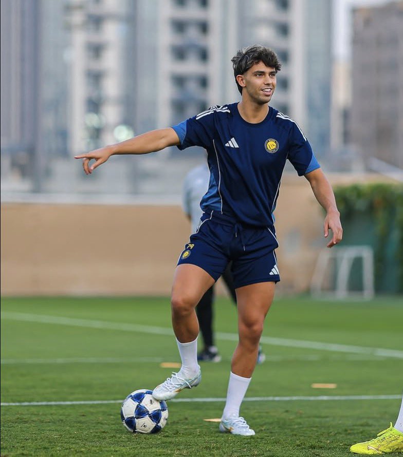 إنج سلطان tweet media