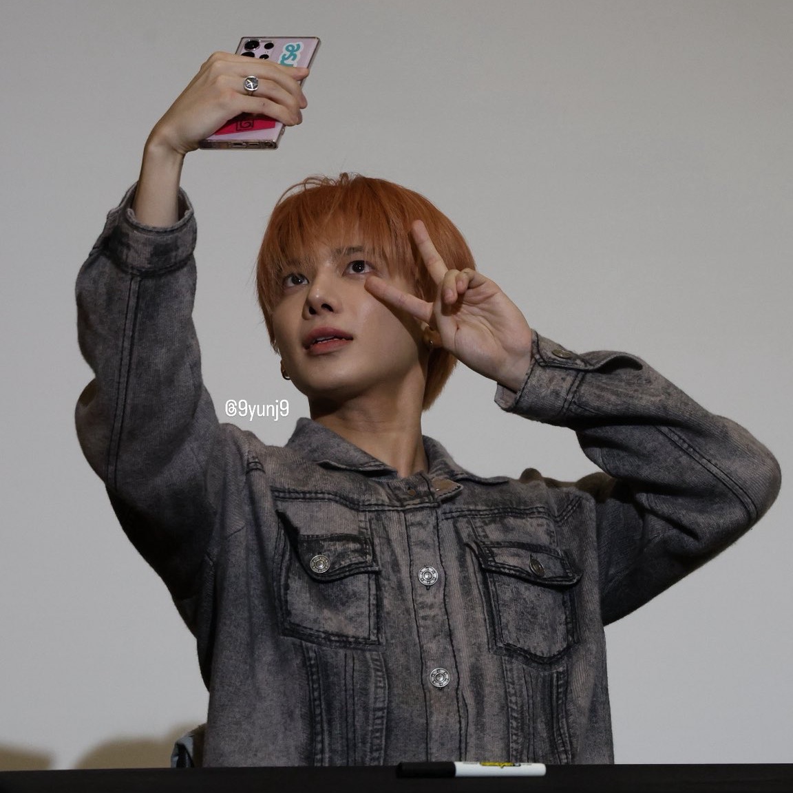 bamribo's tweet photo. these photos of taehyun with his natural skin color, no white washing.. i want to see more of it https://t.co/Rc3At3o2sl