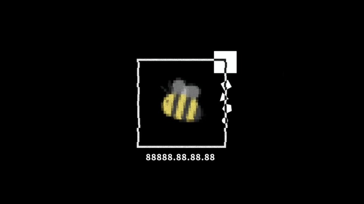 xx4021's tweet photo. バカでかい蜂が飛んでくる

2026/04/23 20:00
https://t.co/o0v1FlVuqs https://t.co/Vpz9FPwVuh