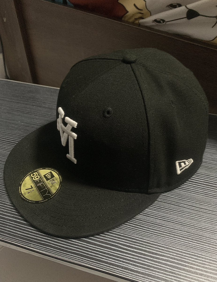 wwwgegee's tweet image. หมวก new era 60th Anniversary in Los Angeles 💟

ราคา : 1400฿ รวมส่ง 

size : 57.7 cm

ตำหนิ : รอยเลอะลิปสติกตรงใต้ปีกหมวกนิดนึง ตามรูปสุดท้ายค่ะ ดูเพิ่มเติม dmได้ค่ะ

#ส่งต่อหมวก #newera #หมวกมือสอง #ส่งต่อหมวดมือสอง #ส่งต่อเสื้อผ้ามือสอง #โล๊ะตู้มือสอง #โล๊ะตู้ #สงขลา #หาดใหญ่