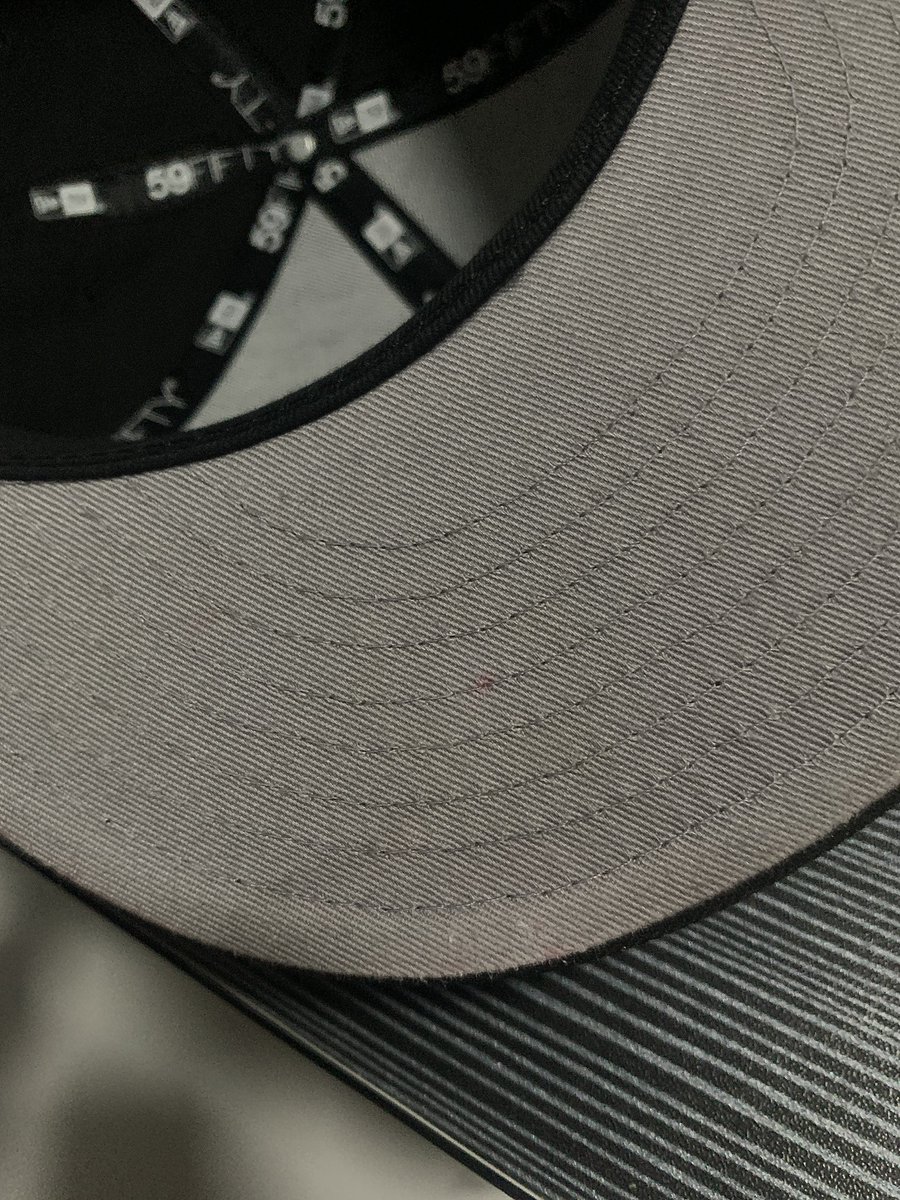 wwwgegee's tweet image. หมวก new era 60th Anniversary in Los Angeles 💟

ราคา : 1400฿ รวมส่ง 

size : 57.7 cm

ตำหนิ : รอยเลอะลิปสติกตรงใต้ปีกหมวกนิดนึง ตามรูปสุดท้ายค่ะ ดูเพิ่มเติม dmได้ค่ะ

#ส่งต่อหมวก #newera #หมวกมือสอง #ส่งต่อหมวดมือสอง #ส่งต่อเสื้อผ้ามือสอง #โล๊ะตู้มือสอง #โล๊ะตู้ #สงขลา #หาดใหญ่