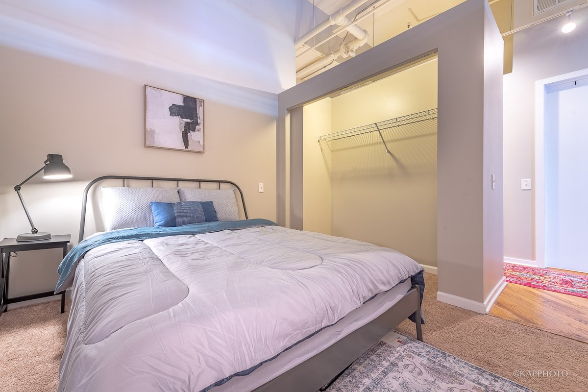 CollinWasiak's tweet image. ✨JUST RENTED
500 S Clinton St #133
1 bed | 1 bath
$2,250/MO

🏠Congrats to our clients for signing a #lease w their new tenant!  Our clients received multiple applications after the first weekend &amp;amp; they couldn't be happier:
compass.com/app/listing/50…

#forrent #realestate #rentals