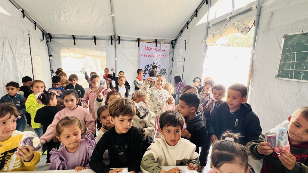 AaaaA_09877's tweet photo. Children in our kindergarten deserve safety, not hunger.
They urgently need food, milk, clothes, and basic care.

Any support—even small—can make a real difference 💔
If you can’t donate, please share 🙏

#Gaza #HelpChildren #Donate #SaveChildren

https://t.co/mGZPTEzuVm https://t.co/niPdWLmyQm