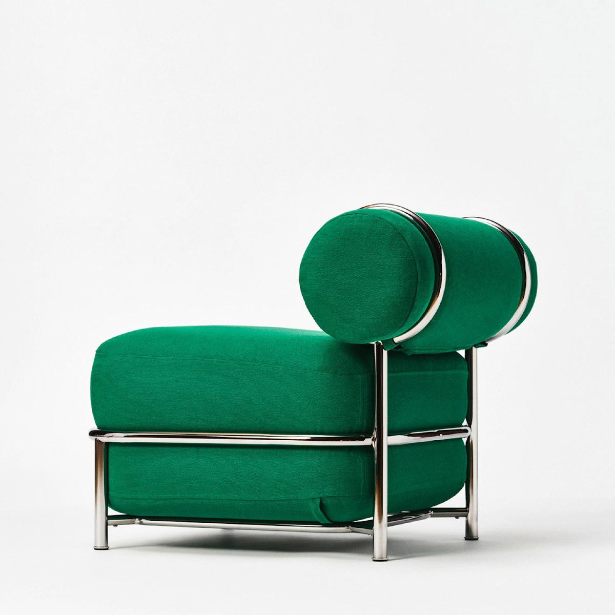 Dezeen tweet media