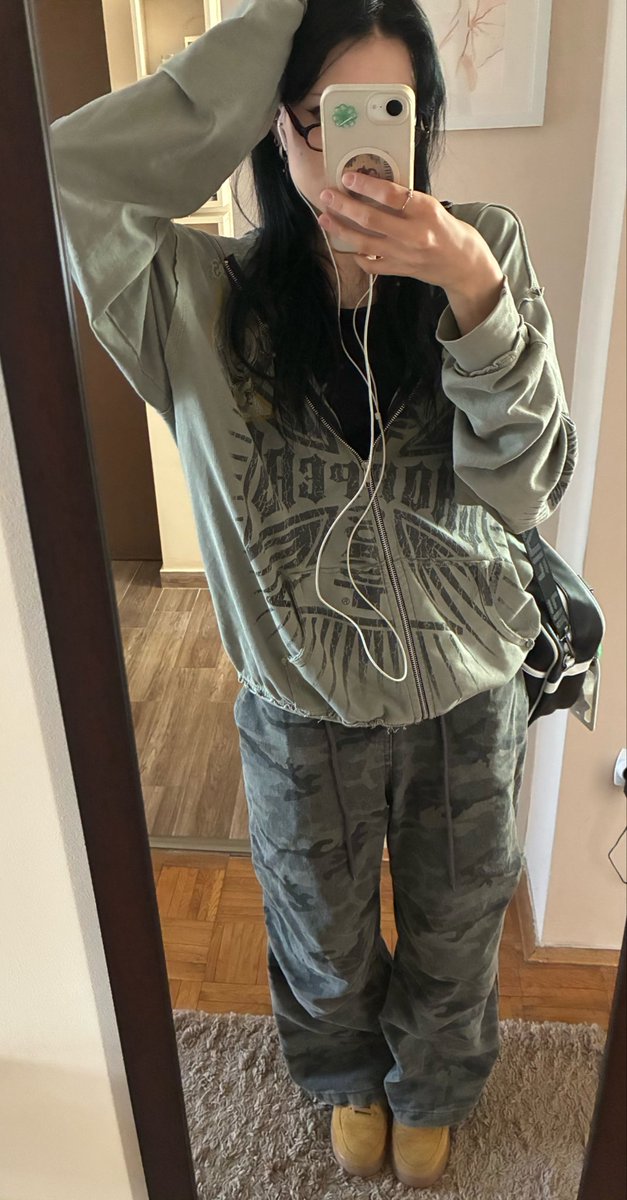 美mei | saw lykn𑁤 tweet media