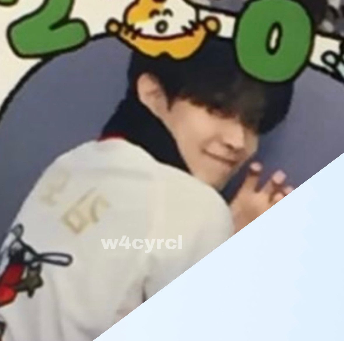 언이 ᵔ︡⩊ᵔ︠ tweet media