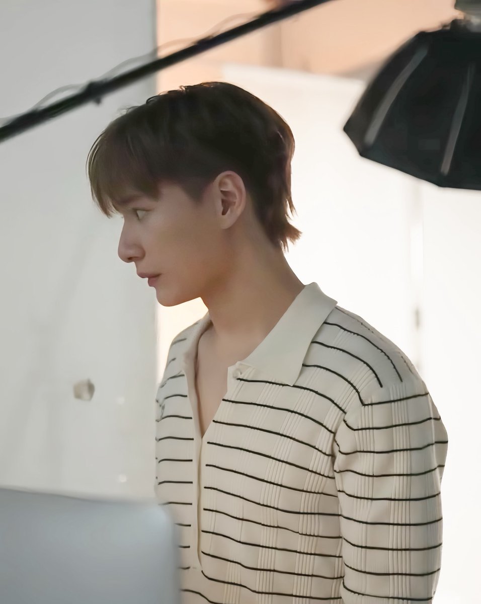 ᢉ𐭩 imtwqq tweet media