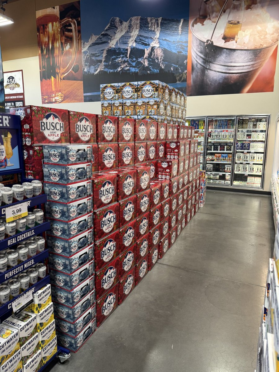 Mike Ott (Lover of beer and green bean casserole) tweet media