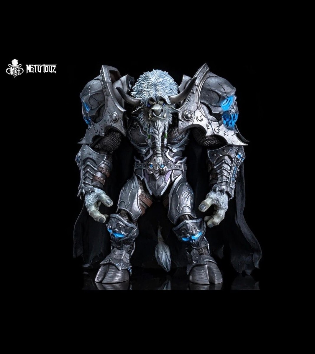 preterniadotcom's tweet photo. Mety Toyz Tauren Warrior in Dreadnaught’s Battlegear. https://t.co/4PGXDjFms7