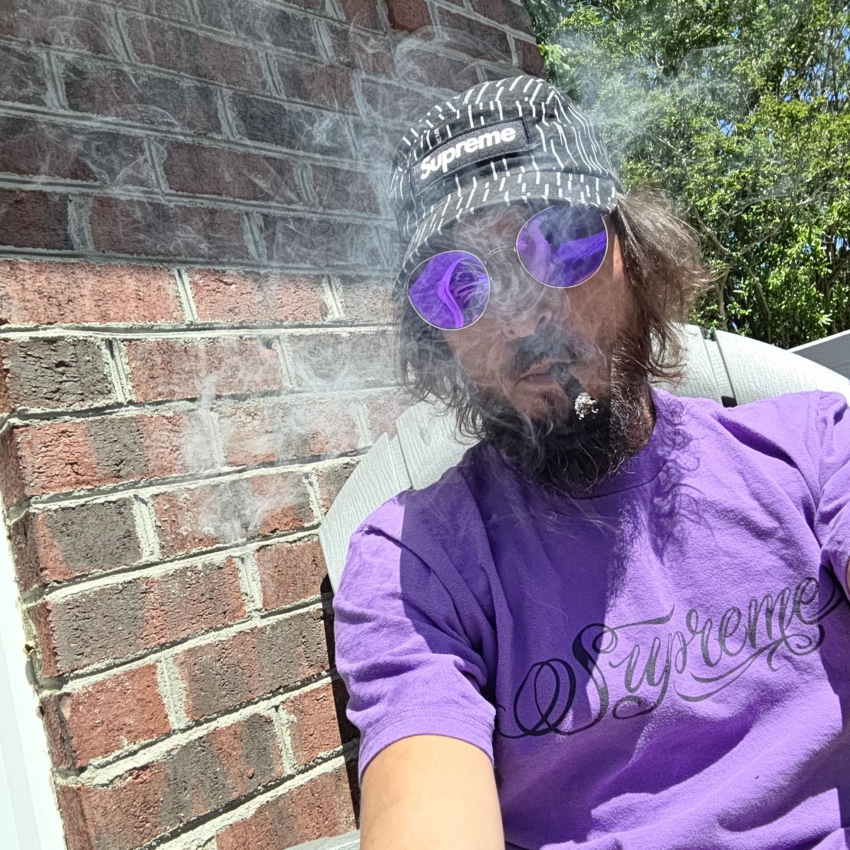 NotYoungBuck's tweet image. I believe I am in the small group that actually smokes #BACKWOODS without an un-twist and re-hype... #IRISH cream BECAUSE #BUCKLEY BLOOD and they have no Islay or Scotch flavored stick... YET?! #SUPREME Bong nna blintz kinda guy, maybe a pipe nna 🥞 😆🫡