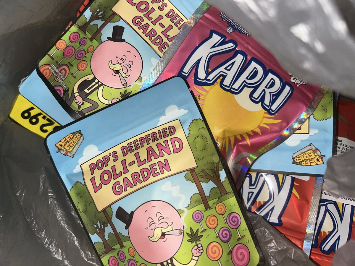 gen417L's tweet image. $30 7 Free woods if yu pull up 📍STL

#420 #stl #stlfreaks #stlplug #za #estl #314plug #stoner #bbc #bwno #bwc #pullup #meets #link #314freaks