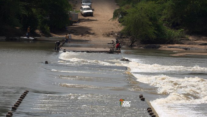 feb649603's tweet photo. Hope rises in Chiredzi South as a ZiG30 million allocation in the 2026 National Budget targets the long-awaited Chilonga Bridge over the Runde River. A vital step toward safer crossings, improved access to services, and inclusive rural development. 🇿🇼 #Infrastructure #Vision2030 https://t.co/tTNmXfF1qS