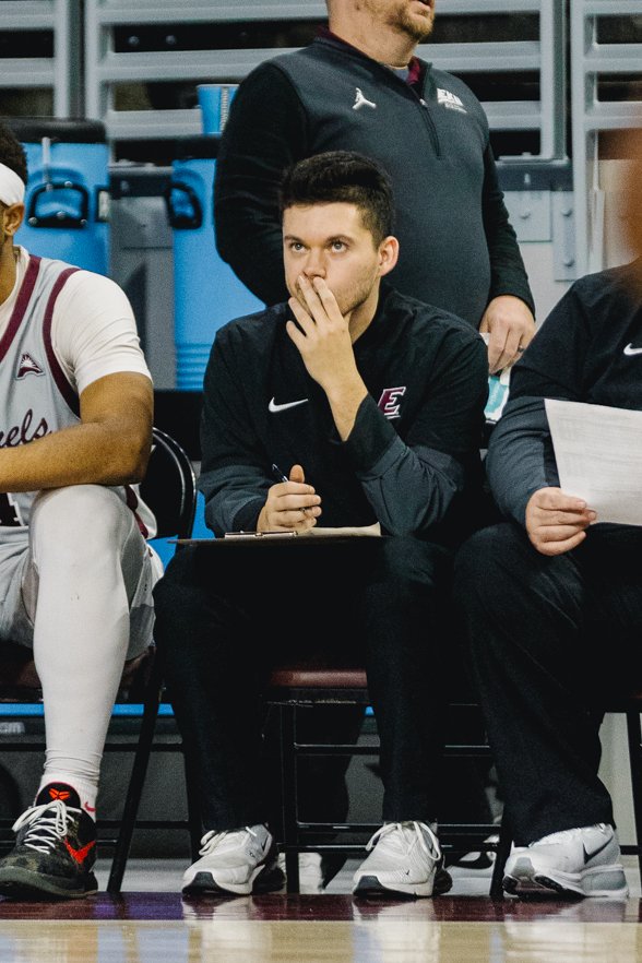 EKUHoops tweet media