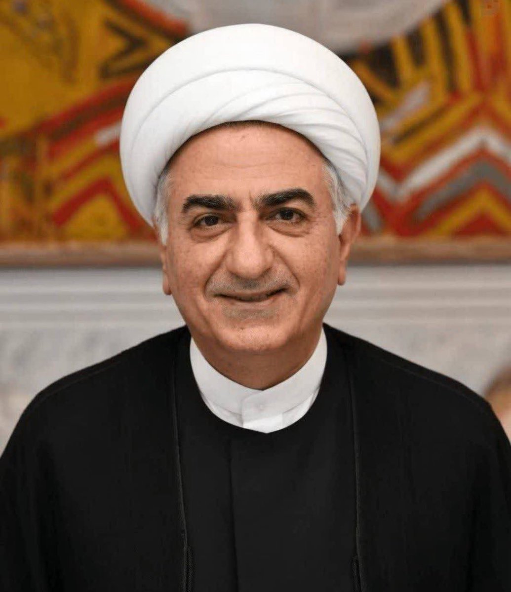 🎒• آقاجون • tweet media