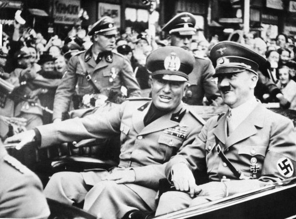 InvictvsXV's tweet photo. The Latin world and the Germanic  world are the carriers of Civilization, they filled the world with beauty, warfare, laws and culture. They lived out of sane rivalry with each other until they recognized the importance of each other in the hardest time of Western Civilization. https://t.co/5gVRKihTvP