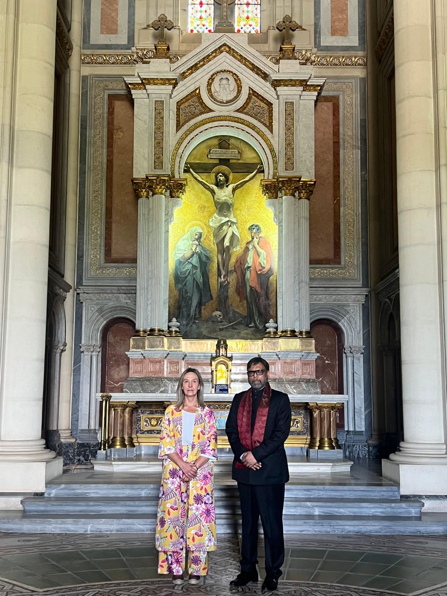 India in Spain tweet media