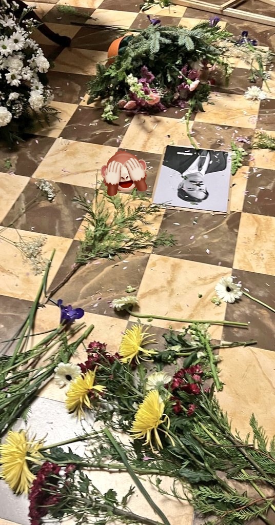 mafin_arg's tweet image. Así quedó el set post MARTA DE LA REINA IRA!

#Backstage de la mejor escena!

#SueñosDeLibertad