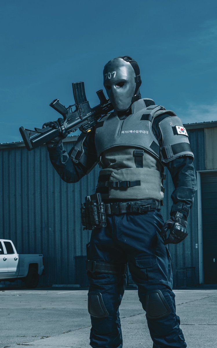 Callsign_Trespasser tweet media