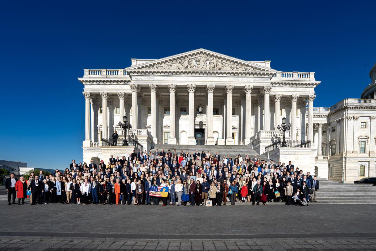 Razom for Ukraine 🇺🇸🤝🇺🇦 tweet media