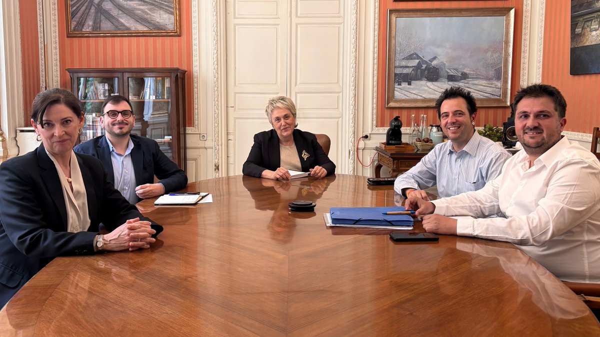 Fundación de los Ferrocarriles Españoles tweet media