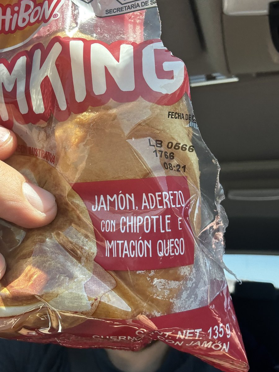 Imitación queso? Que chingados nos venden?  <a href="/bimbo/">૮₍˃̵֊ ˂̵ ₎ა</a>