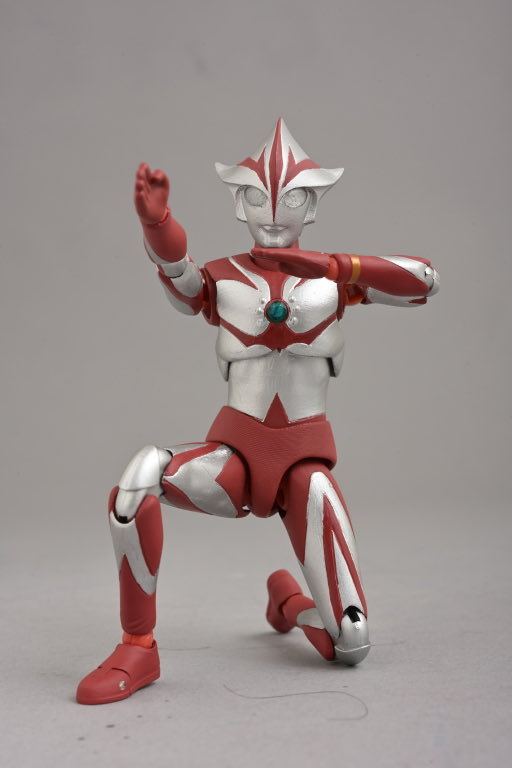 A Future Factory anunciou uma nova figura do Ultraman Melos para a linha HAF (Hero Action Figure). A pré-venda se inicia neste final de semana no Japão. 

A história de Melos é contada oficialmente no Mangá The • Ultraman (1975 - 1976) de Mamoru Uchiyama.