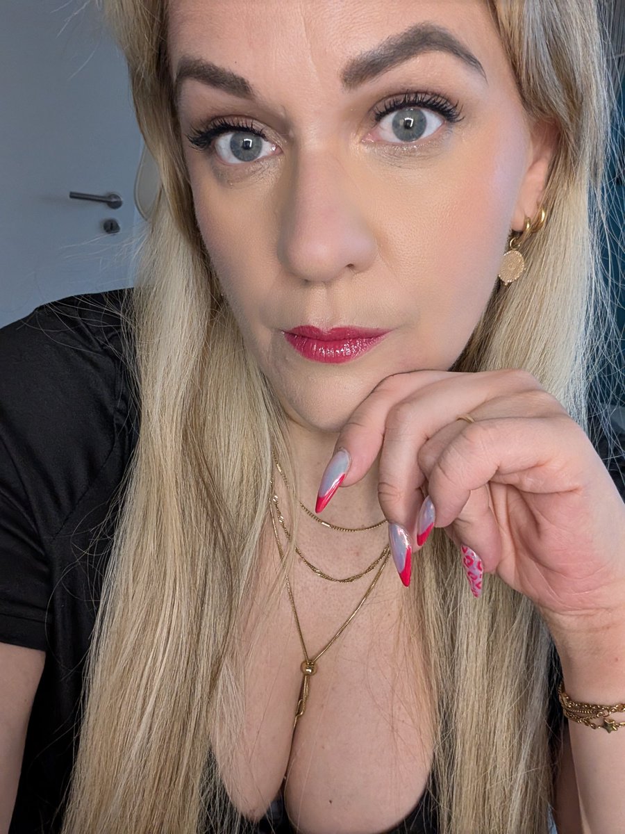 ✨ Pᵣeᵗty ᴷiₜtʸ Coⁿny✨ tweet media