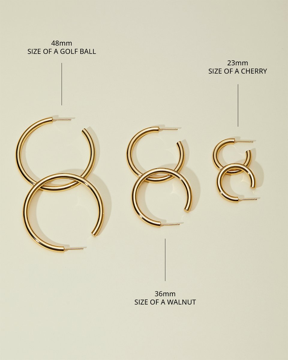 AniaHaie's tweet photo. Pick your size. Pick your moment. 💫
Hoops for every mood, every look.

#AniaHaie #Jewellery #everydayjewellery #newseasonstyle #hoopearrings #jewelleryessentials https://t.co/7qRCerrvBN