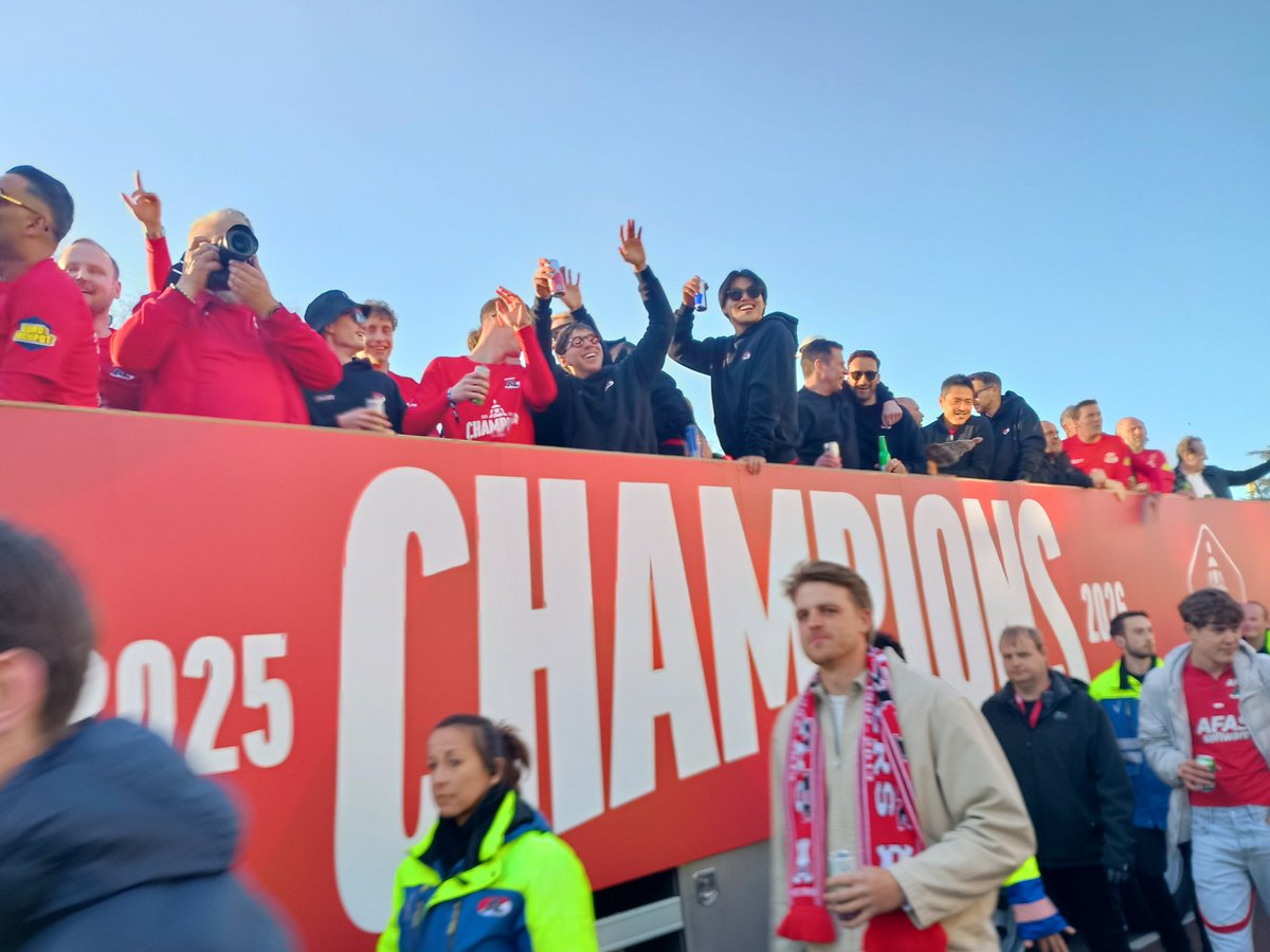 RosellaDeen's tweet image. Inhuldiging @AZAlkmaar met @Amcgschouten in @gemeentealkmaar #az #voetbal #inhuldiging #alkmaar