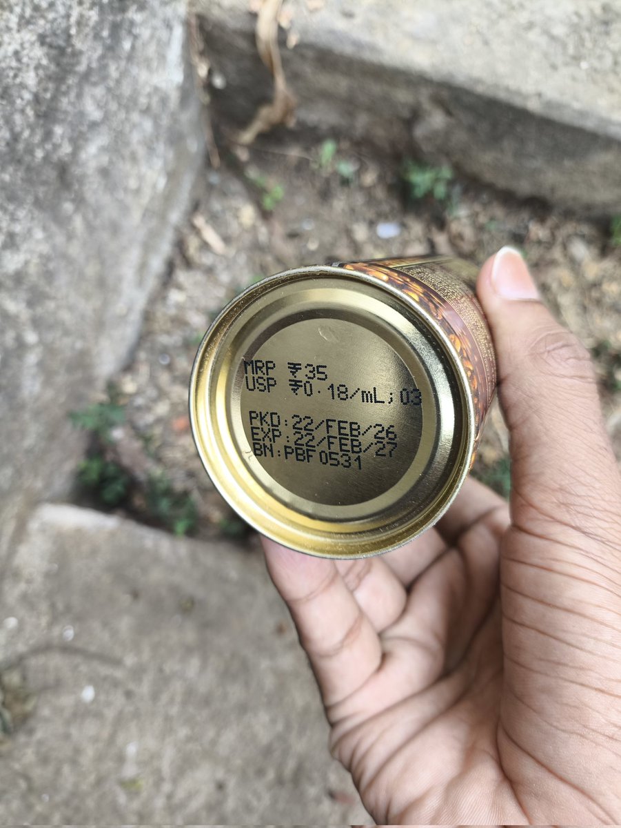 dtechvu's tweet photo. @Amul_Coop @AmulOdisha I bought this Amul kool café from a store near to Sambalpur. It’s still within shelf life, but it tasted sour...like spoiled milk. Why would it taste like this🤔 Could you please look into this batch? https://t.co/5yUVDMD86y