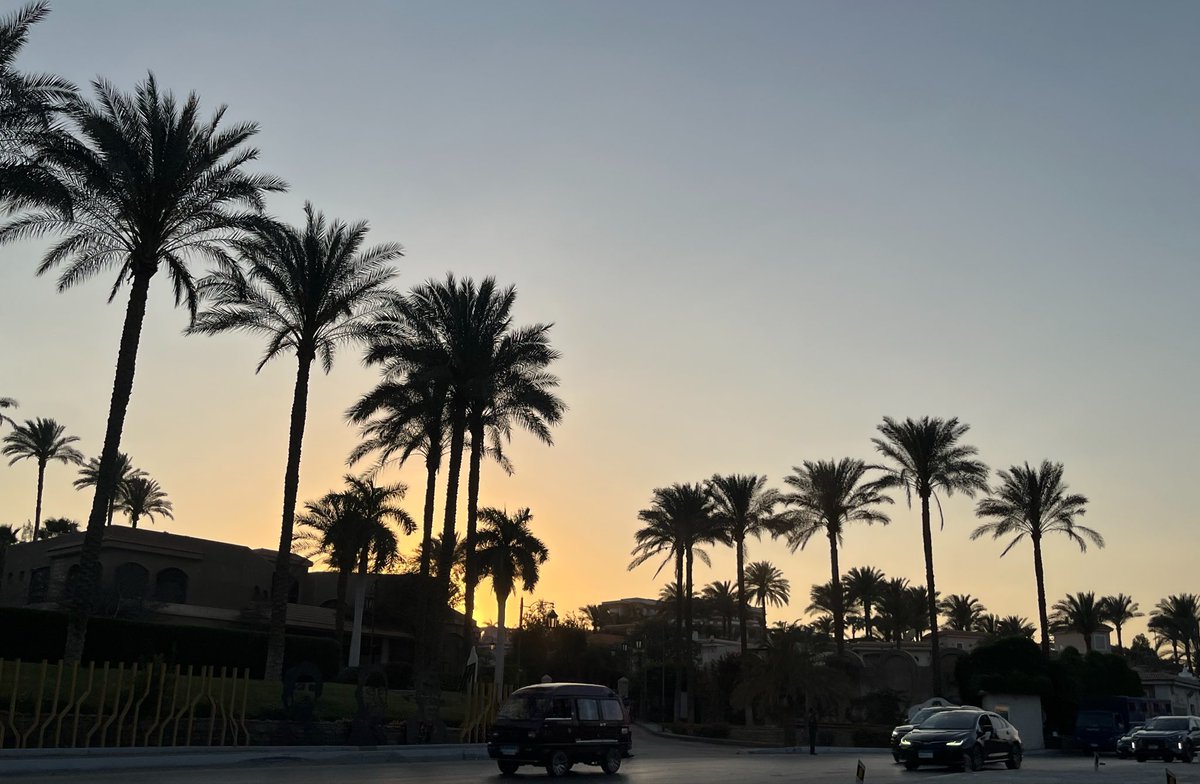 𝓓𝓪𝓻𝓼𝓱 tweet media