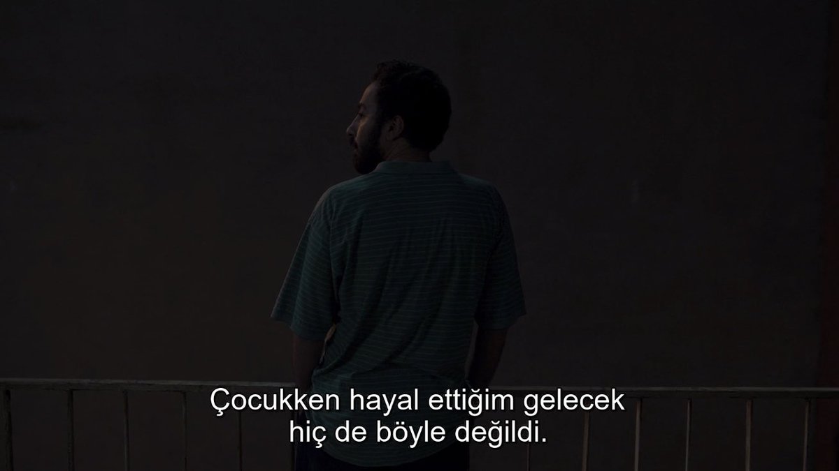saintlacrime's tweet photo. leila’s brothers (saeed roustaee, 2022) https://t.co/uDyZbEYKfr