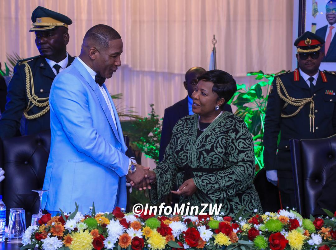InfoMinZW's tweet image. This evening, His Excellency President Emmerson Mnangagwa and the First Lady Dr Auxillia Mnangagwa are hosting a State Banquet for visiting Botswana President Advocate Duma Gideon Boko, @BWPresidency who is in the country for a three- day State Visit.
#Zimbabwe 
#Botswana