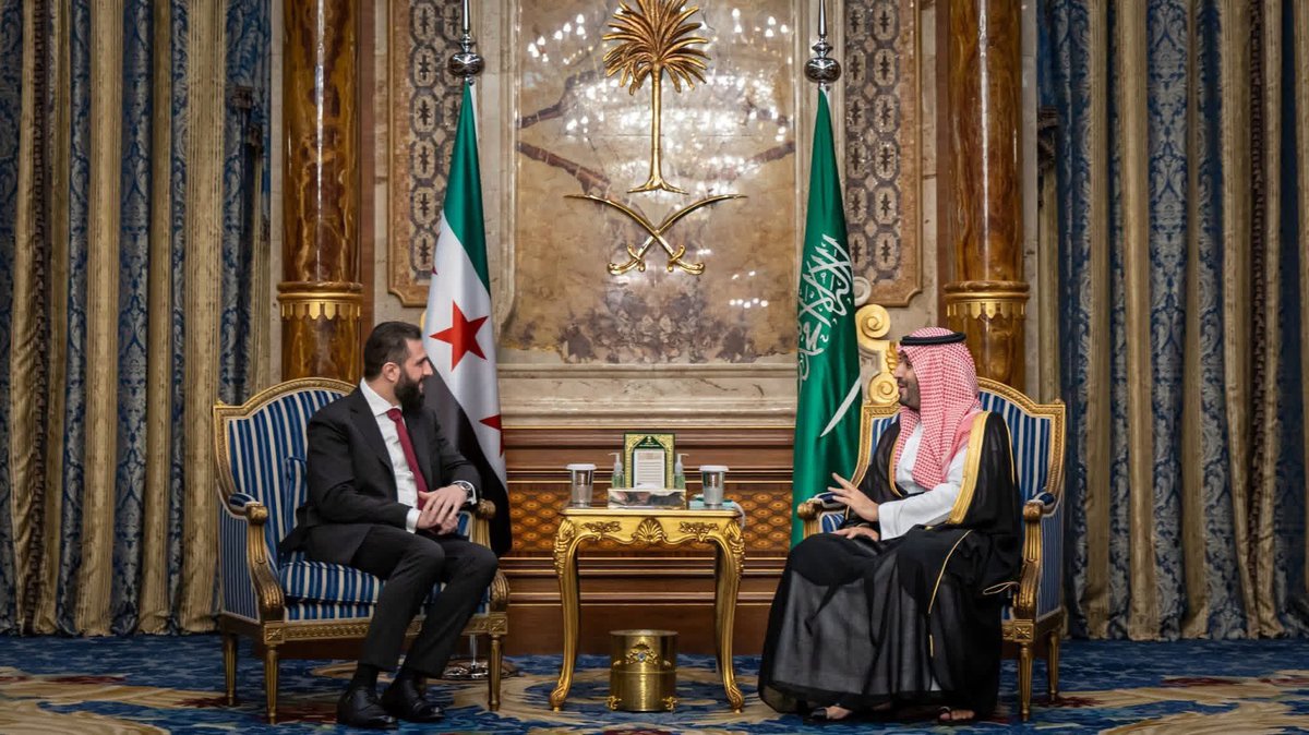 omtaffour's tweet photo. صورة تزعجز الكثير، اللهم ادم المحبة بينهم لما فيه خير البلدين

#سوريا
#السعودية https://t.co/2HxuIGZXpX